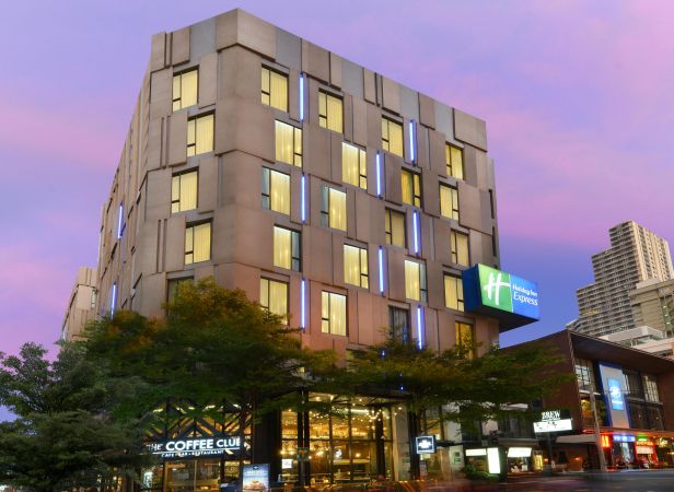 Holiday inn Express Sukhumvit 11