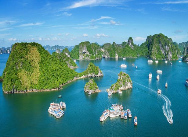 Vietnam Special Ho Chi Minh, Hanoi and Ha long bay cruise package