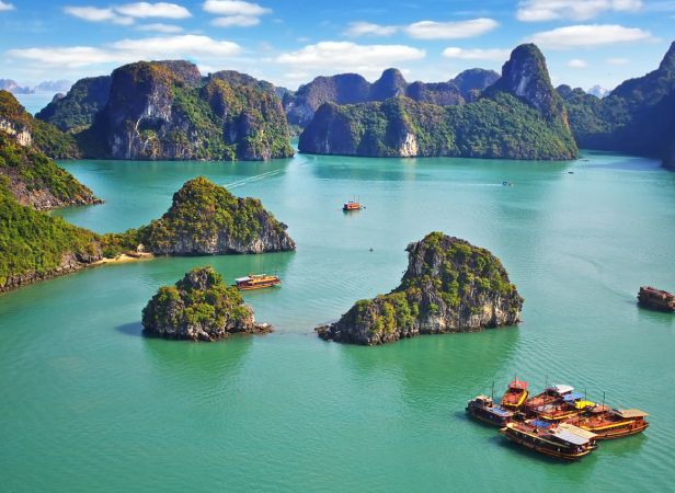 Exclusive Hanoi and Ha long Bay tour package