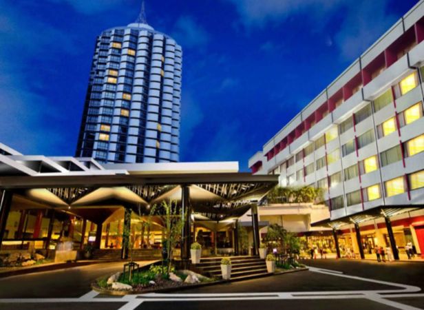 Ambassador Hotel Bangkok stay and City tour