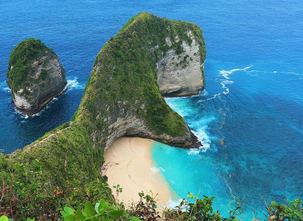 Bali indonesia tour package with nusa penida