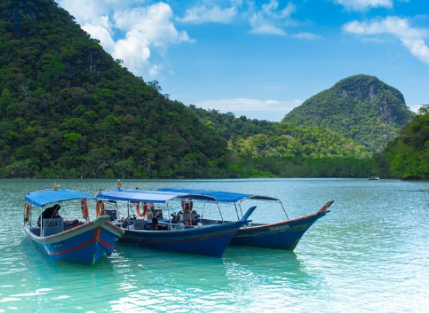 Langkawi Island Hopping Tour With Boat Ride