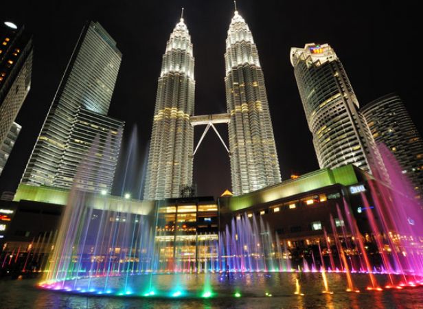 Petronas Twin Tower Ticket With Return Transfer